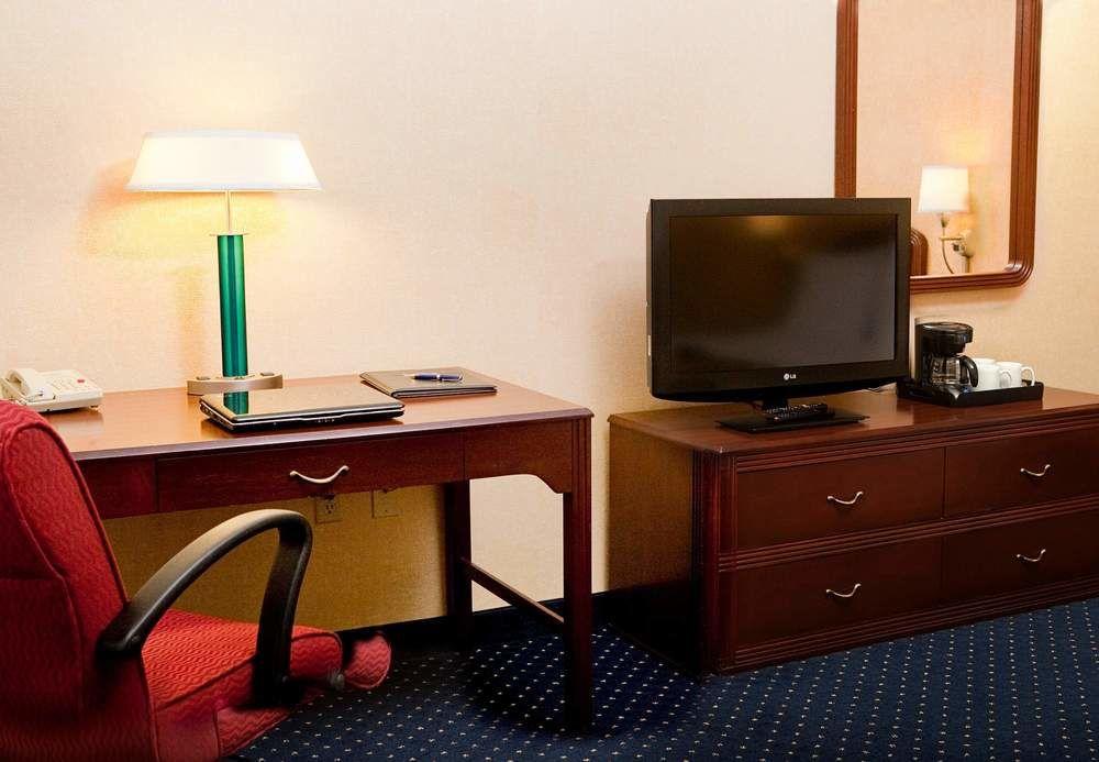Courtyard By Marriott Livermore Buitenkant foto