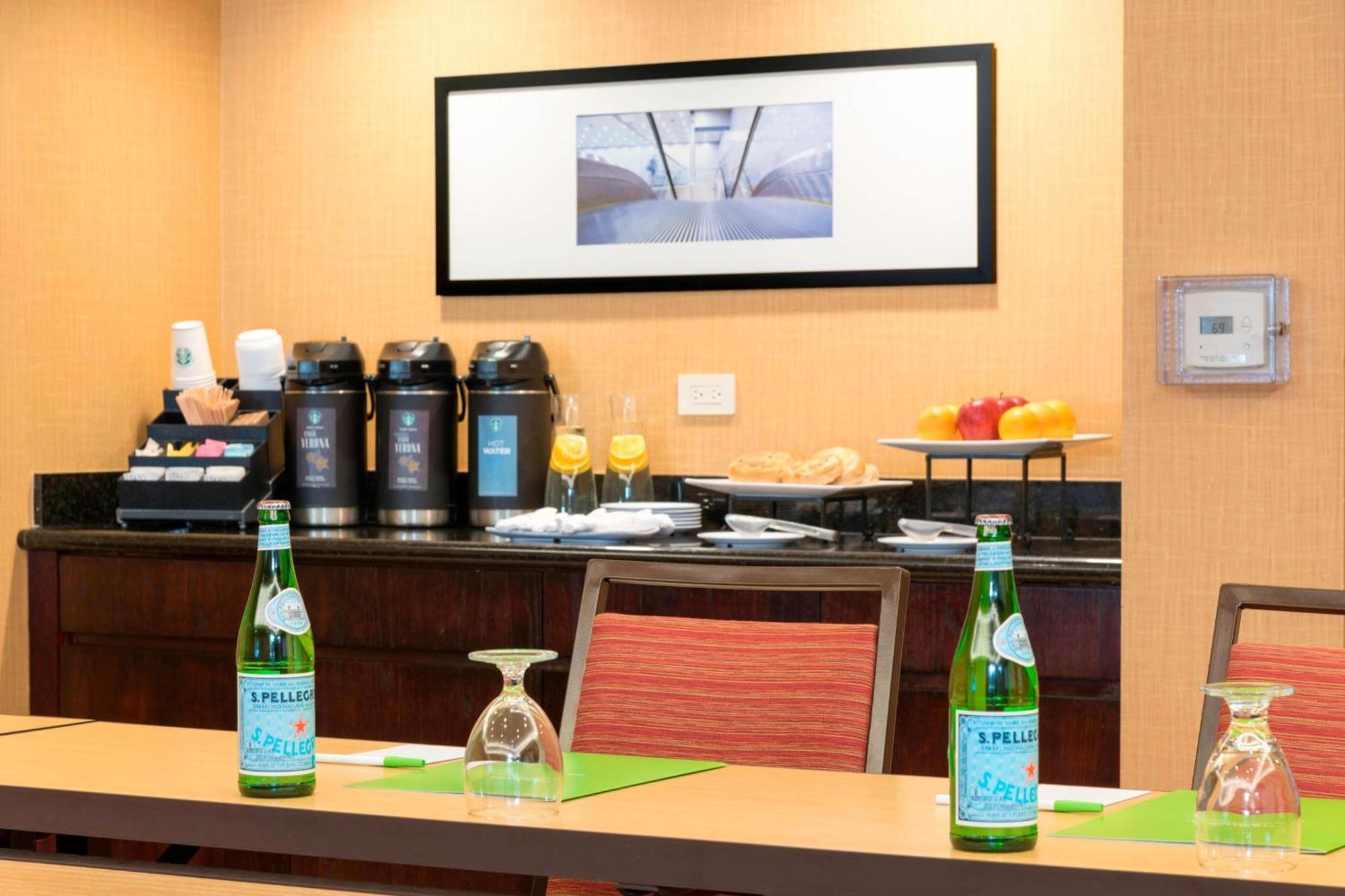 Courtyard By Marriott Livermore Buitenkant foto